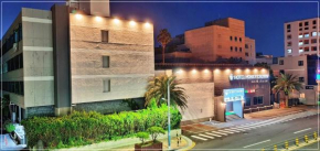 New honey crown hotel